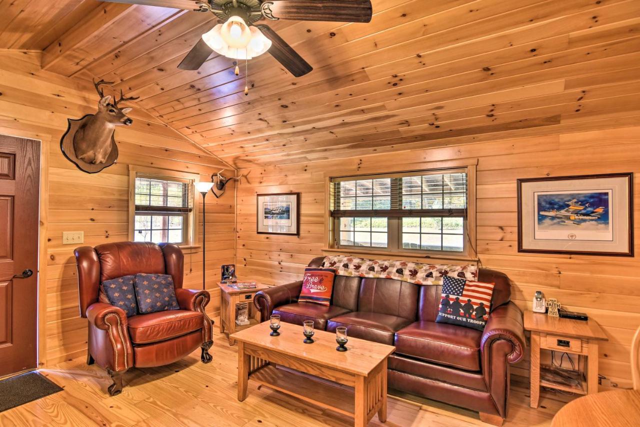 Pet-Friendly Cabin With Fire Pit And River Access! Parsons ภายนอก รูปภาพ